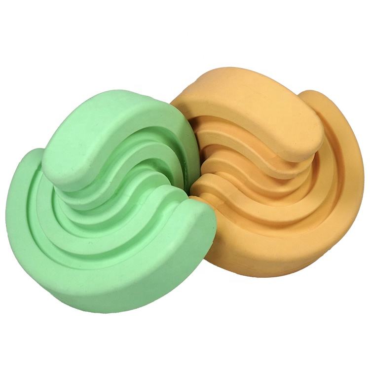 Mobius Rolling Dog Puzzle Ball – Interactive Treat Dispensing Rubber Toy | Infinite Scrolling Chew Toy for Pets